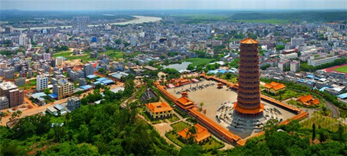 凤凰县加盟个酸辣粉店多少钱，在凤凰县加盟蓉姐酸辣粉有市场吗